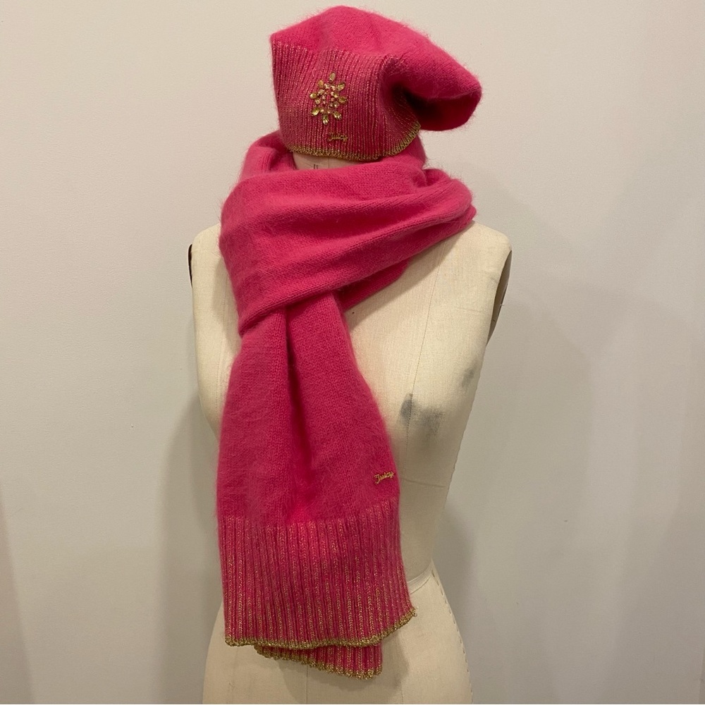 Juicy Couture Luxurious Beanie & Scarf Set ✨